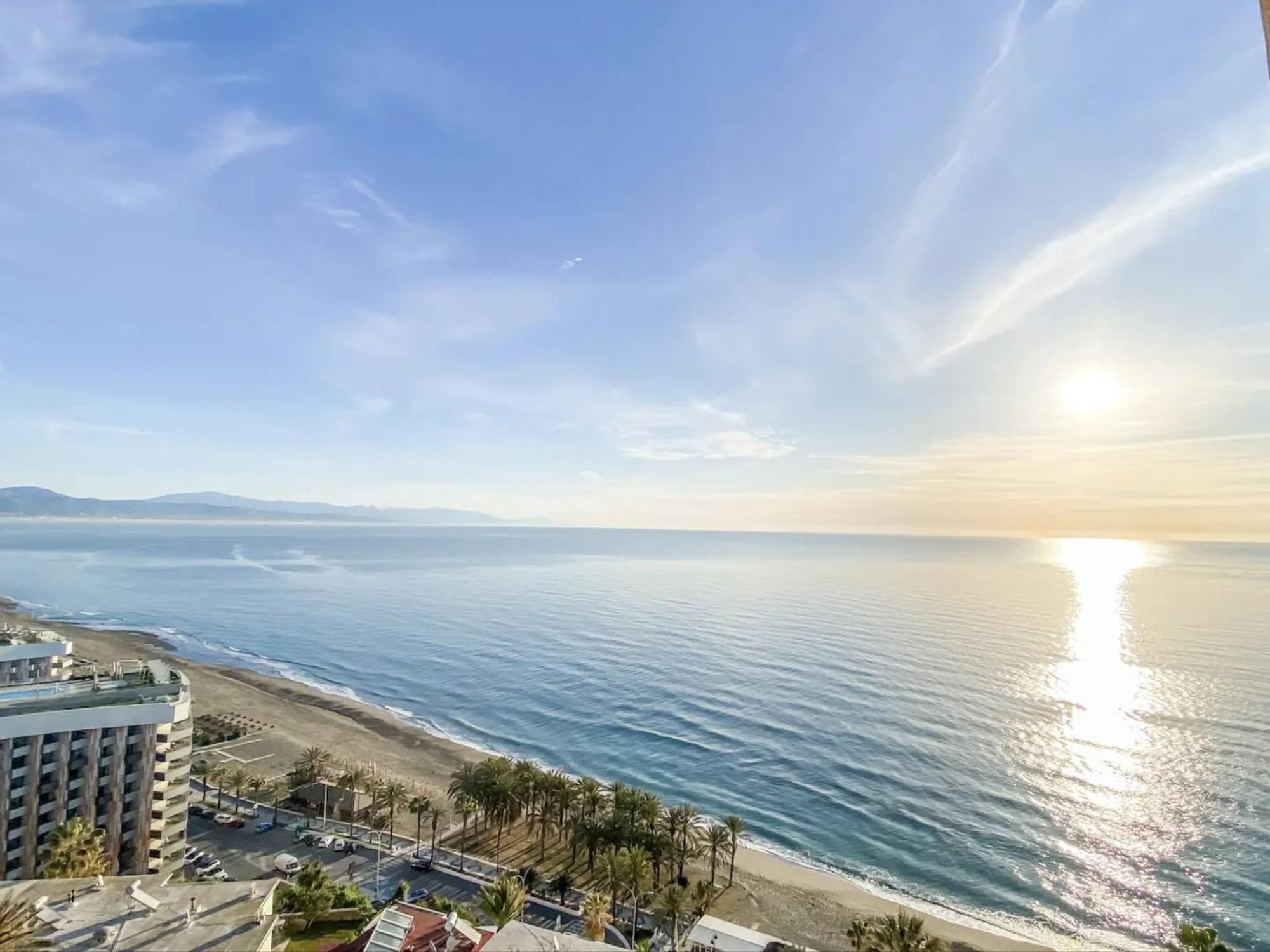 Apartamento Moderno Con Vistas Panoramicas Torremolinos Eksteriør billede